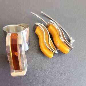Silver and Amber Jewelry Set